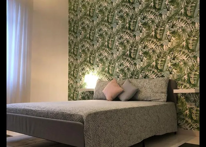 At The Station Howme Daire