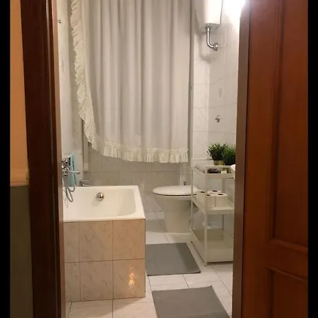 Apartman At The Station Howme Bari