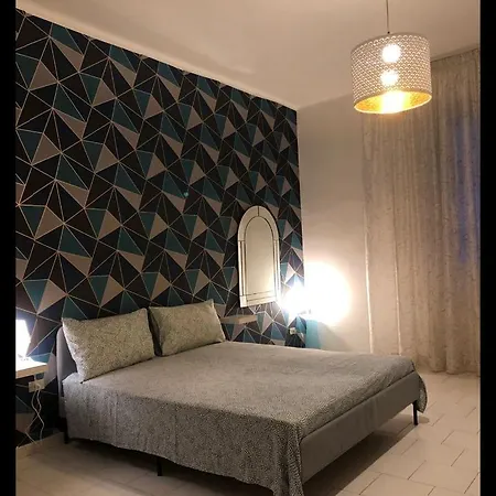 At The Station Howme * 巴里