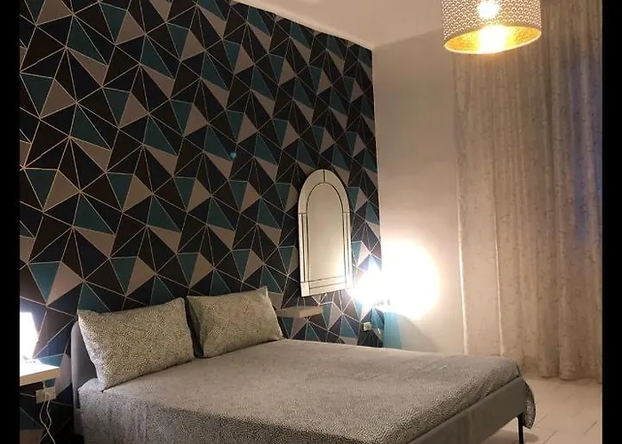 At The Station Howme * 巴里