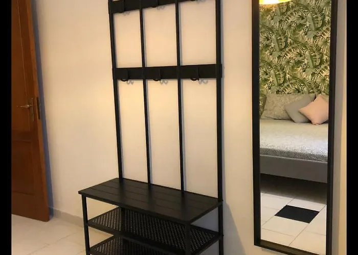 At The Station Howme * 巴里